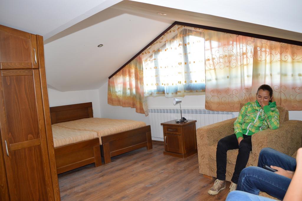 De-Yan Guest House Oreshak  Værelse billede